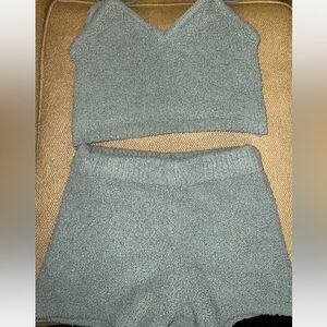 Green garage sleep set